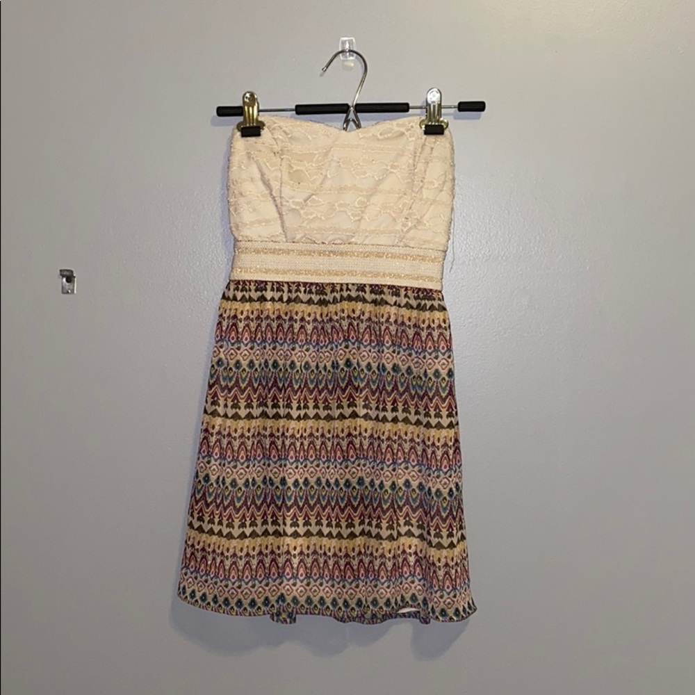 Strapless dress